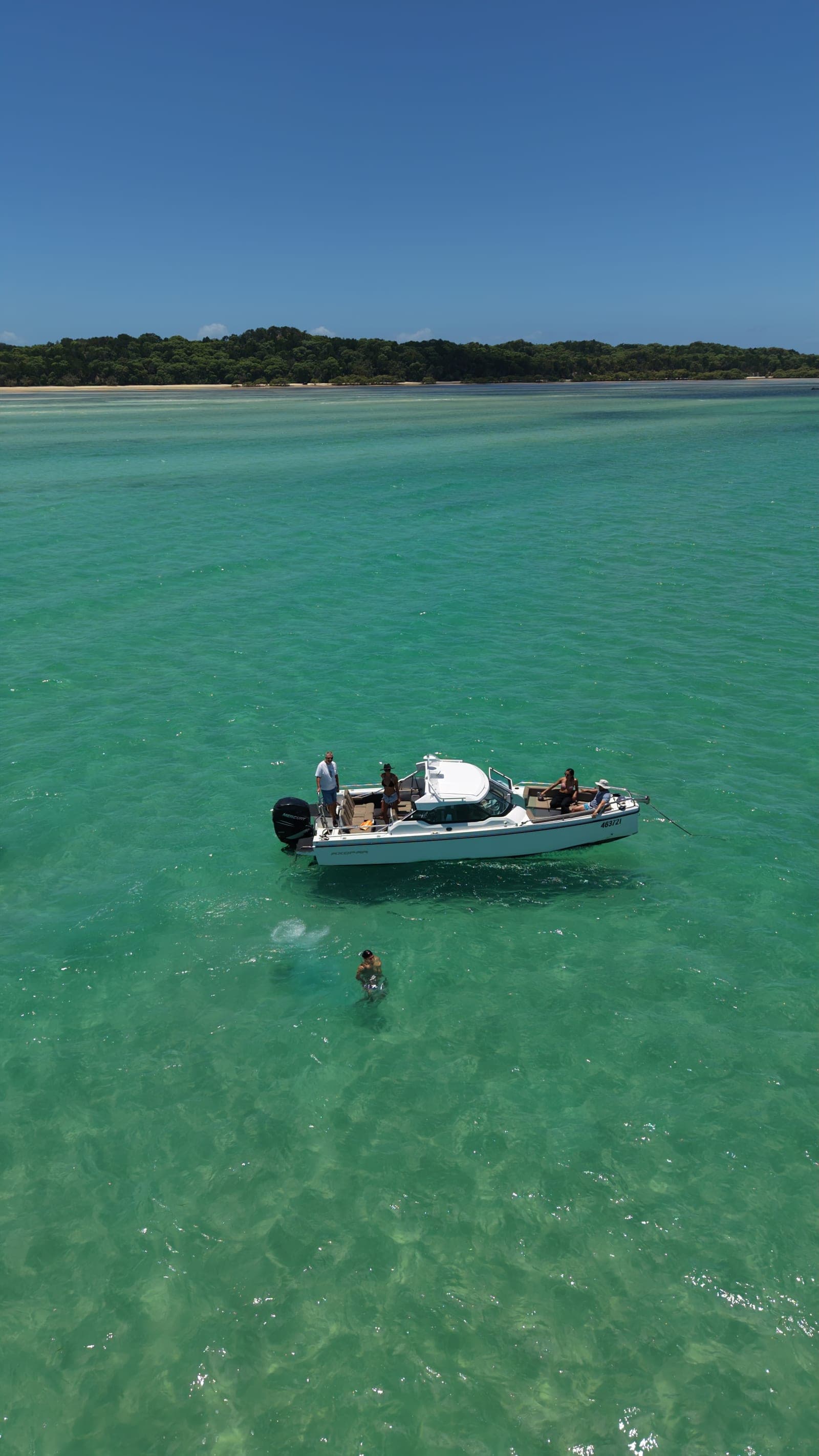 A private charter moment on Moreton Bay with Sea La Vie